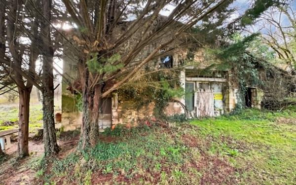 Maison à vendre    3 pièces •  Saint-Astier