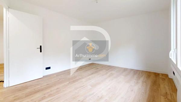 Vente                                                      Maison
                        
                     5 pièces                      100 m2                     à Bougival
