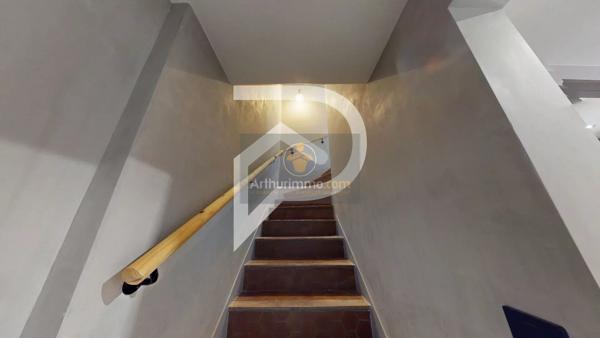 Vente                                                      Maison
                        
                     5 pièces                      100 m2                     à Bougival