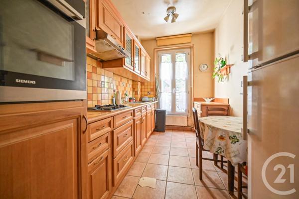Appartement F3 à vendre  3 pièces - 67,19 m 2   PARIS  - 75020