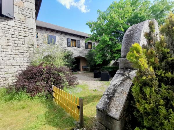 Mas-Saint-Chély (48210) Ancien hôtel de charme, gîte, chambres d’hôtes, entre Sainte Enimie et Meyrueis, Parc National des Cévennes