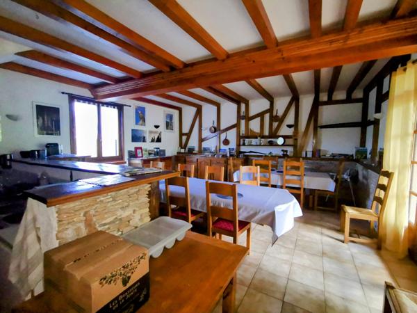 Mas-Saint-Chély (48210) Ancien hôtel de charme, gîte, chambres d’hôtes, entre Sainte Enimie et Meyrueis, Parc National des Cévennes