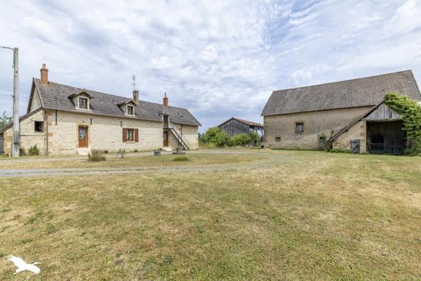 Maison 334 336 € Charenton-du-Cher 10 p 195 m² DPE B