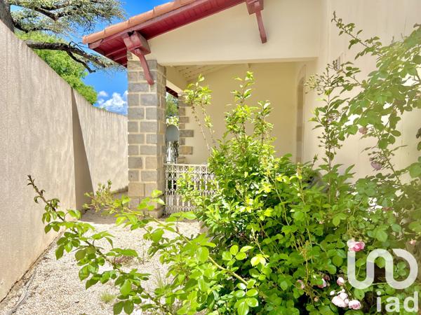 Maison à vendre 4 pièces 130 m² Nîmes-Saint-Césaire