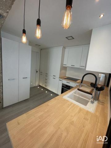 Location studio 31 m² Suresnes