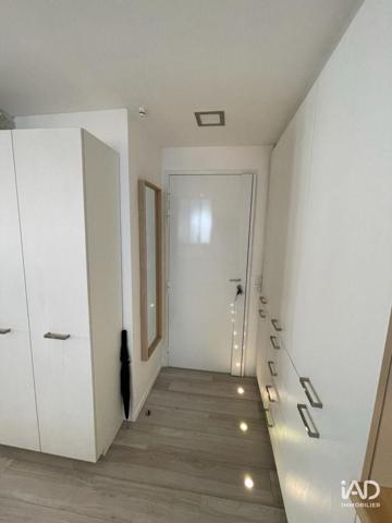 Location studio 31 m² Suresnes