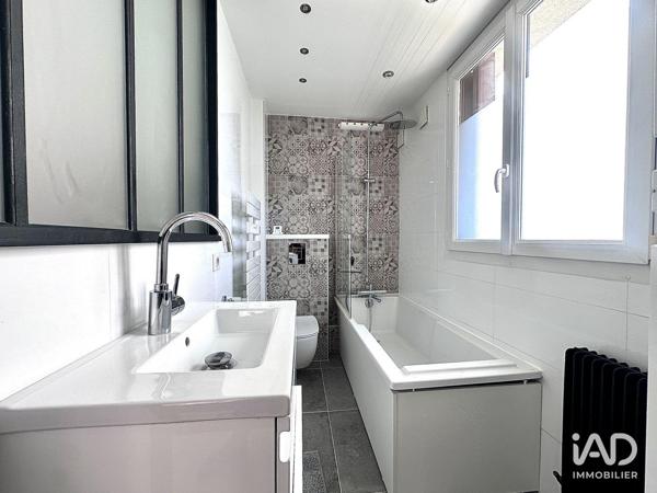 Location studio 31 m² Suresnes