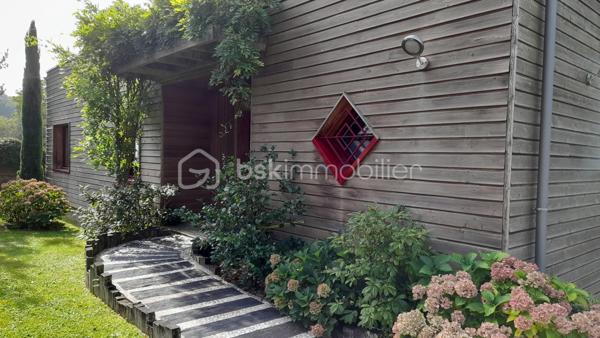 Maison contemporaine de 235 m²