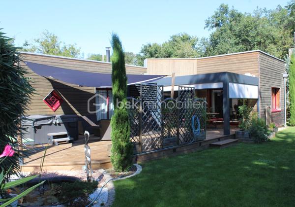 Maison contemporaine de 235 m²