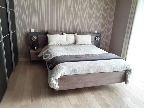 Maison contemporaine de 235 m²