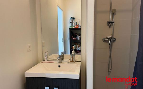 Appartement à vendre    2 pièces • 45,35 m2 Bègles