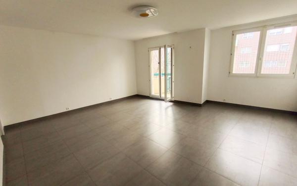 Appartement à vendre    4 pièces • 81,12 m2 Créteil