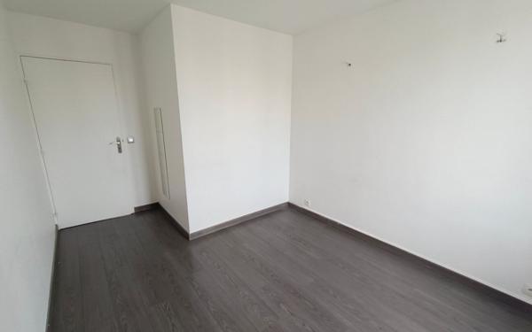 Appartement à vendre    4 pièces • 81,12 m2 Créteil