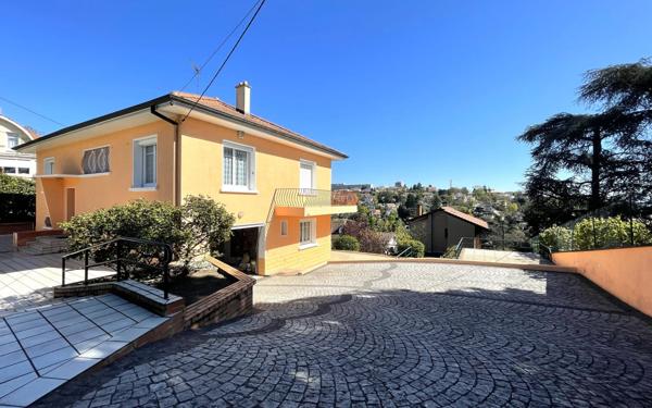 Maison à vendre    6 pièces • 158 m2 Caluire-et-Cuire