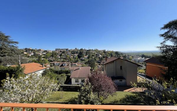 Maison à vendre    6 pièces • 158 m2 Caluire-et-Cuire