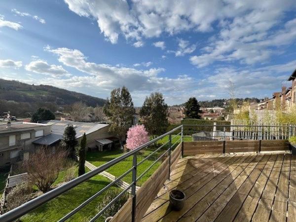 Maison 160 m2 au sol sur parcelle 355 m2