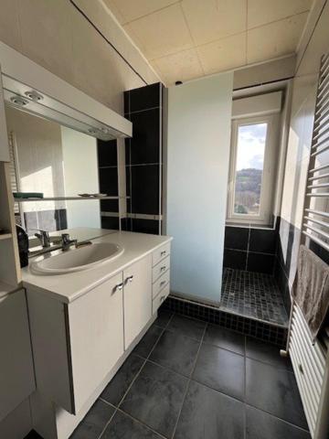 Maison 160 m2 au sol sur parcelle 355 m2