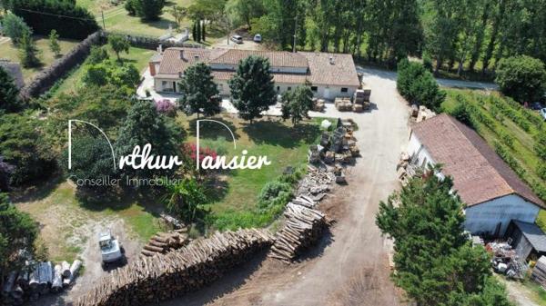 Maison individuelle Saint-Antoine-de-Breuilh 340 m²