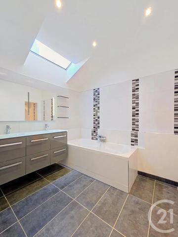 Maison à vendre  5 pièces - 143 m 2   TOURS  - 37