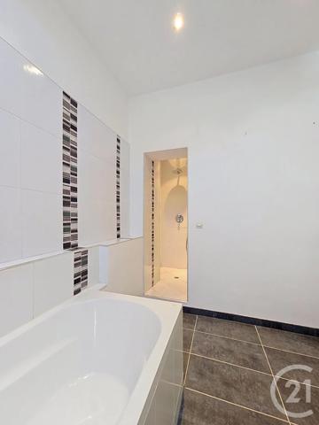 Maison à vendre  5 pièces - 143 m 2   TOURS  - 37