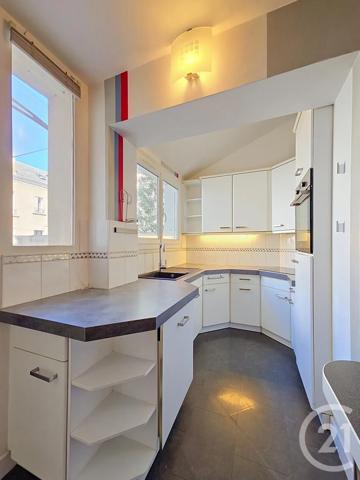 Maison à vendre  5 pièces - 143 m 2   TOURS  - 37