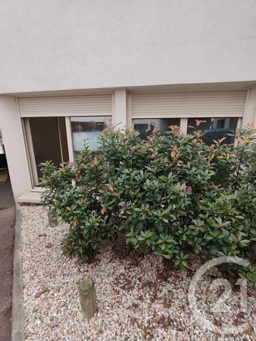 à vendre  77,09 m 2   CHILLY MAZARIN  - 91