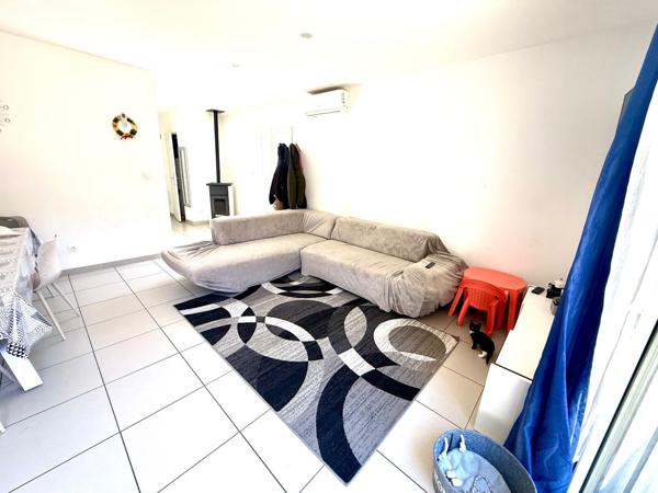 Maison récente de 2022 vendue louée à Volx – Loyer 900 € par mois