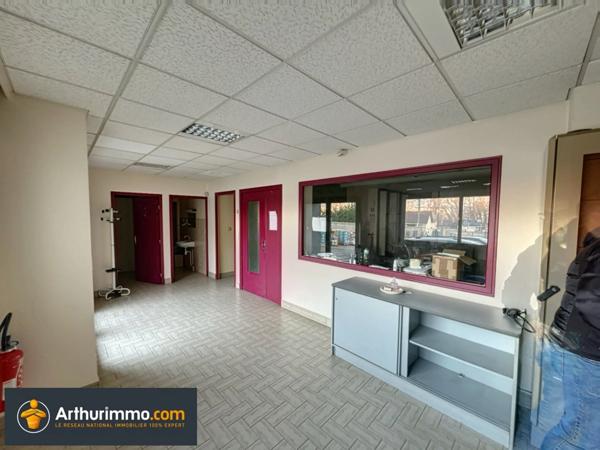 Location Local commercial 3 pièces 474 m2 à Bourgoin-Jallieu