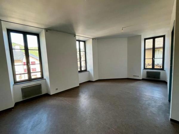 Appartement à louer à Ispagnac (48320)