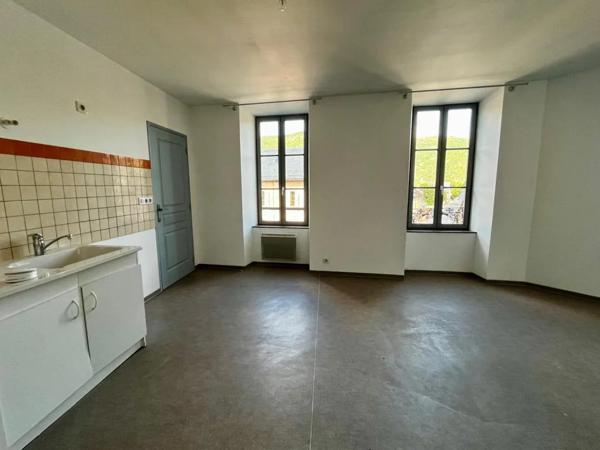 Appartement à louer à Ispagnac (48320)