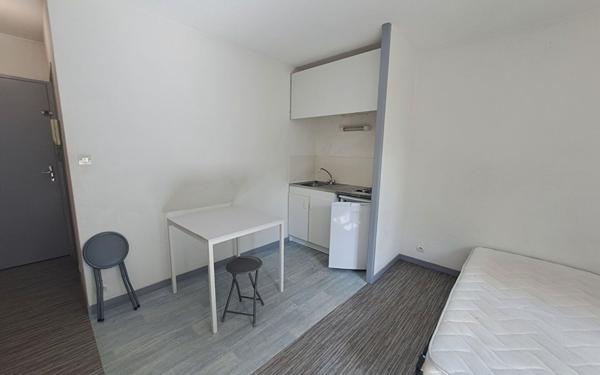 Appartement à louer    1 pièce •  Limoges