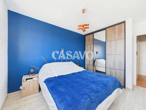 Vente Appartement 3 pièces de 75m² - 69150 Décines-Charpieu