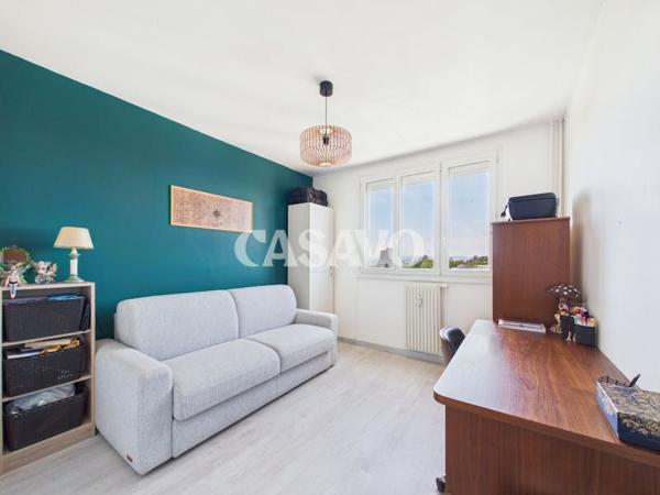Vente Appartement 3 pièces de 75m² - 69150 Décines-Charpieu