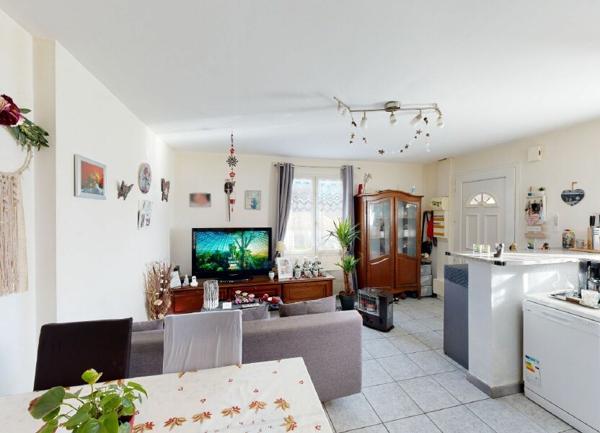 Maison à vendre    3 pièces •  Vallon-Pont-d'Arc