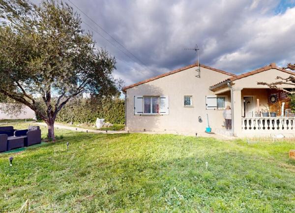 Maison à vendre    3 pièces •  Vallon-Pont-d'Arc