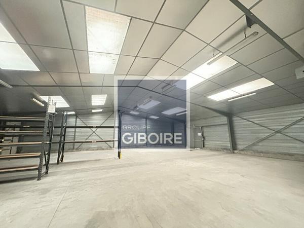 Local d'activites 494 m² à vendre CESSON-SVIGN (réf : 35.7332)