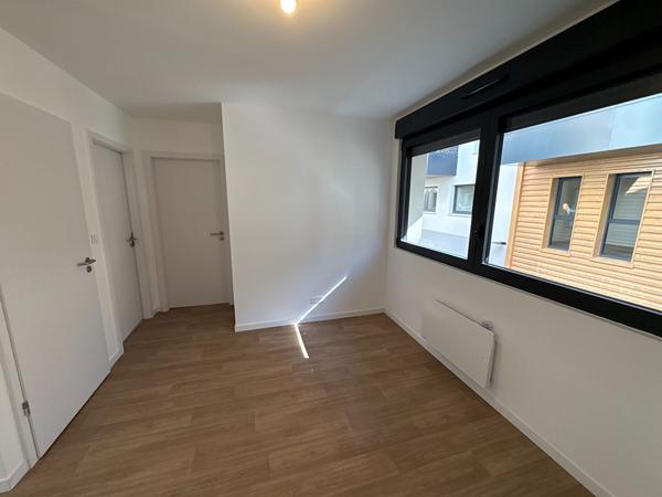 Maison 2 pièces 76.57 m2