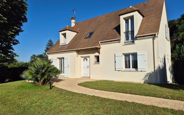 Maison à vendre    6 pièces •  Mézières-sur-Seine