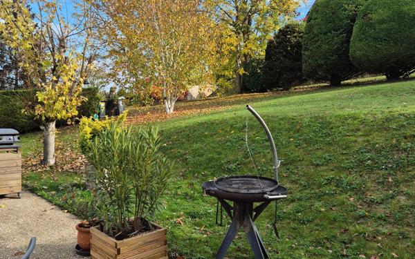 Maison à vendre    6 pièces •  Mézières-sur-Seine