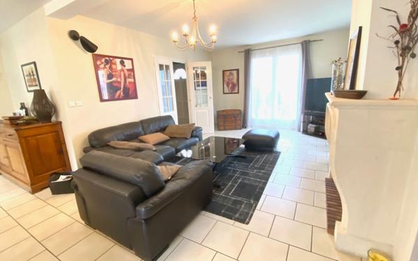 Maison à vendre    6 pièces •  Mézières-sur-Seine