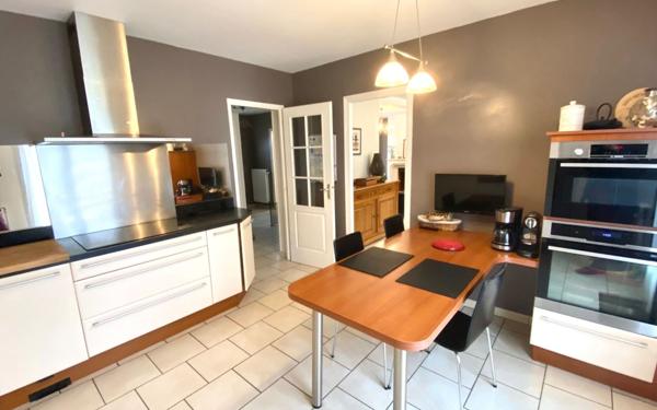 Maison à vendre    6 pièces •  Mézières-sur-Seine