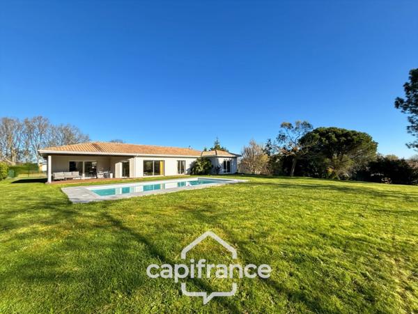 A vendre, SADIRAC (33) à 20min de BORDEAUX, Maison plain-pied, lumineuse, quatres chambres