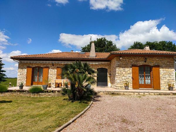 PROPRIETE : MAISON 360 m² + GARAGE 110 m² + TERRAIN 5300 m²