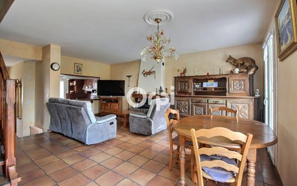 Maison à vendre    4 pièces • 105,82 m2 Viry-Châtillon