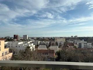 STUDIO A LOUER - VENISSIEUX Centre-Ville 32.46 m 2 770 € charges comprises par mois