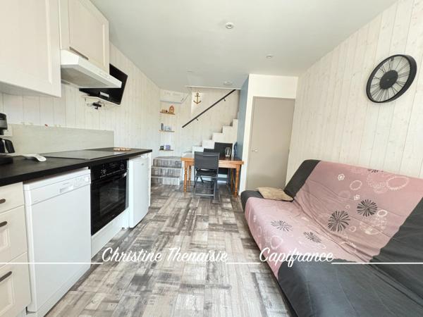 Appartement DUPLEX au coeur de Croix de Vie 2 pièces avec Terrasse et emplacement parking à 150 m. de la gare SAINT GILLES CROIX DE VIE (85)