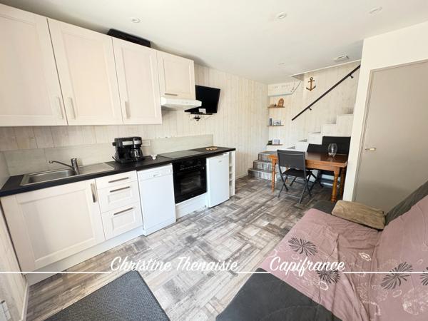 Appartement DUPLEX au coeur de Croix de Vie 2 pièces avec Terrasse et emplacement parking à 150 m. de la gare SAINT GILLES CROIX DE VIE (85)