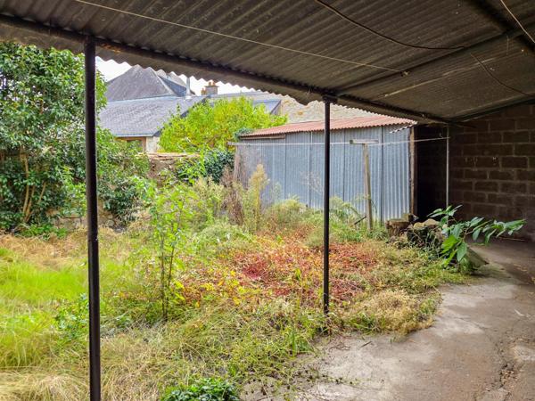 Jolie rénovation avec grand hangar/garage !