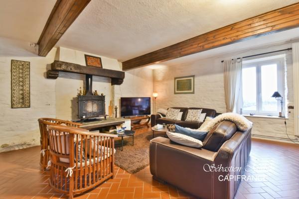 Maison en pierre à vendre 7 pièces à Pleine-Fougères (35) en Baie du Mont Saint Michel - terrain de 4200 M²