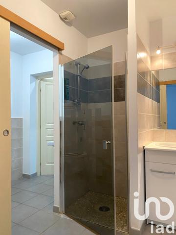 Maison traditionnelle 7 pièces de 171 m² à Grans (13450)